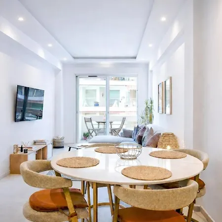 Two Bedrooms With View Over The Sea アンティーブ
