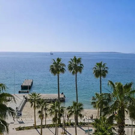 Two Bedrooms With View Over The Sea Apartamento